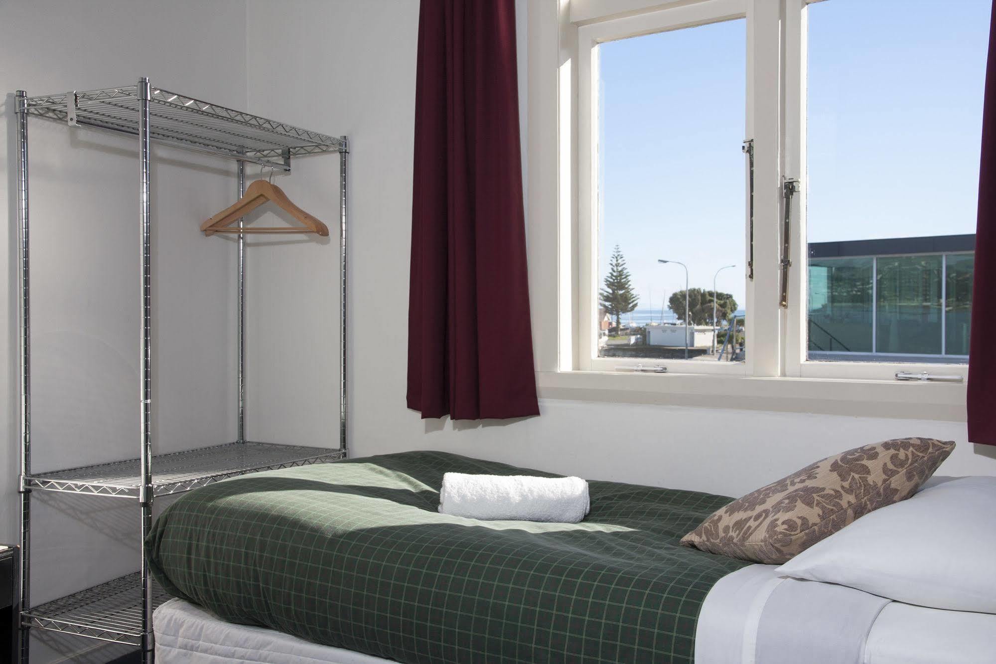 Moana Lodge Plimmerton Экстерьер фото