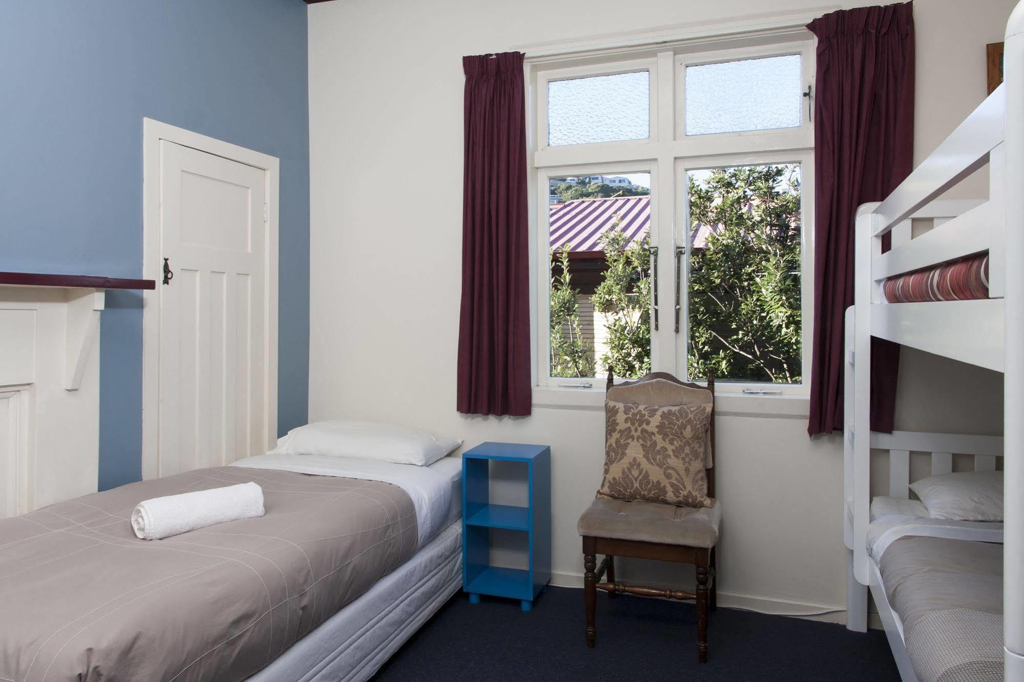 Moana Lodge Plimmerton Экстерьер фото