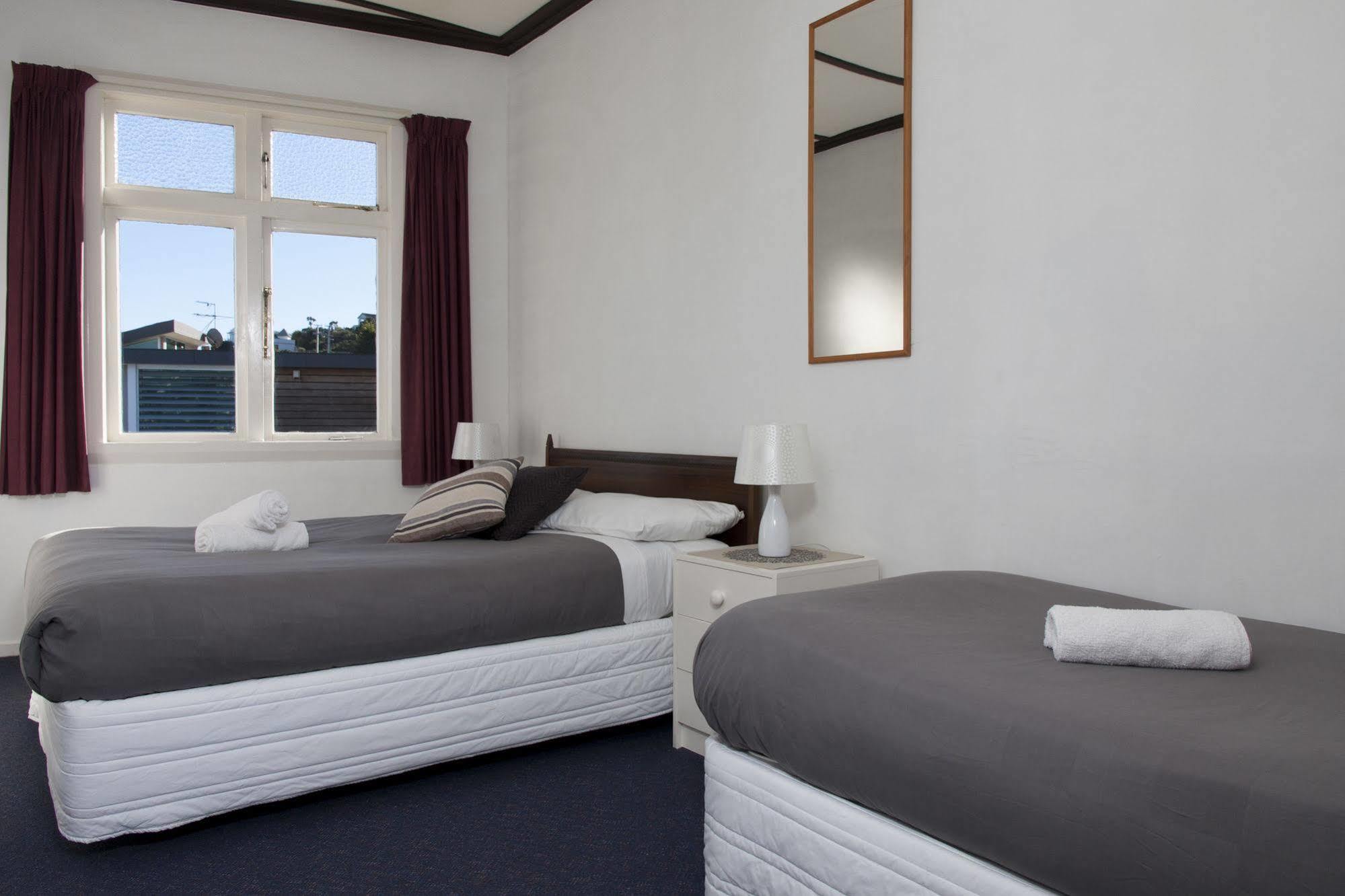 Moana Lodge Plimmerton Экстерьер фото