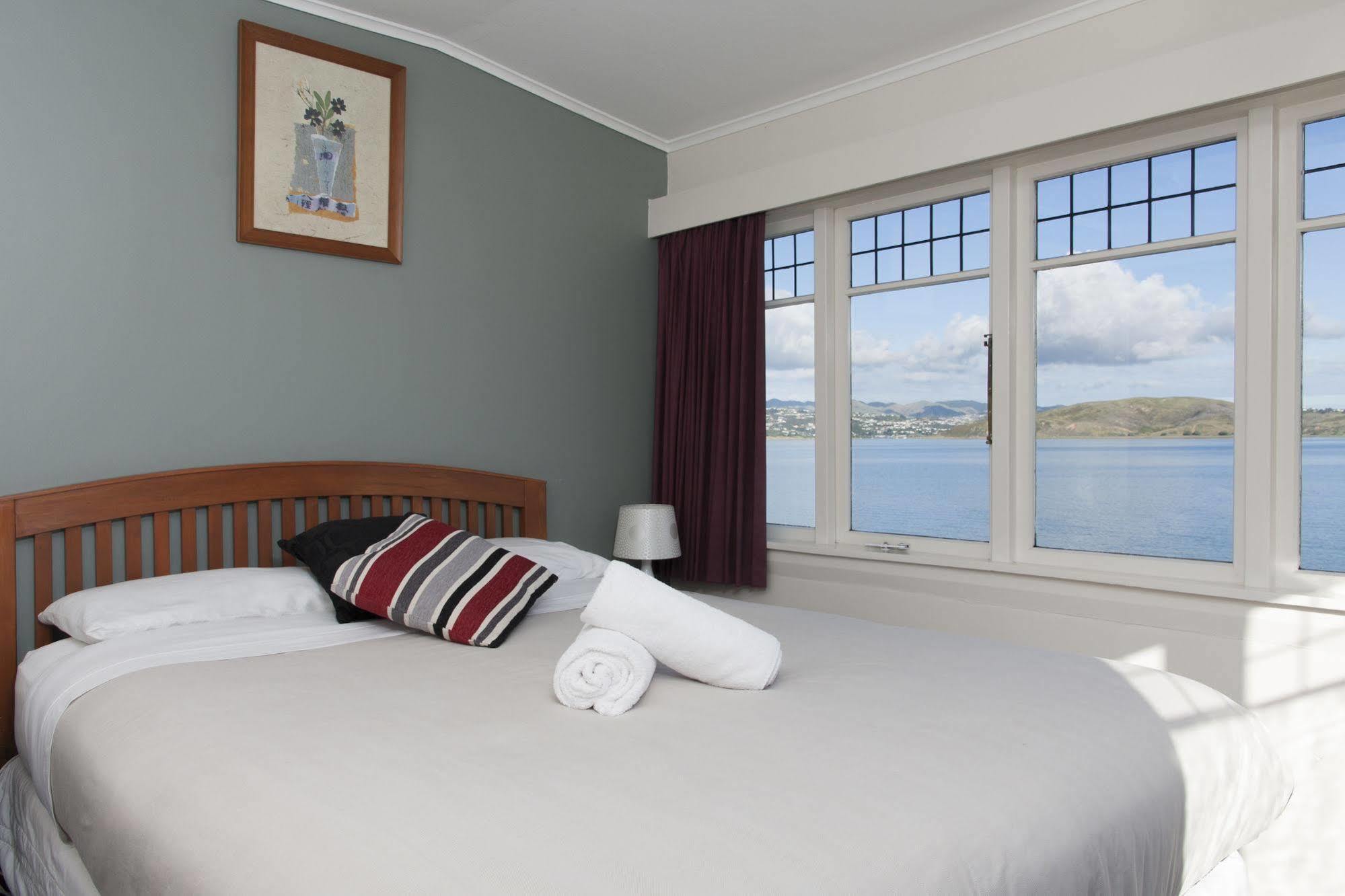 Moana Lodge Plimmerton Экстерьер фото